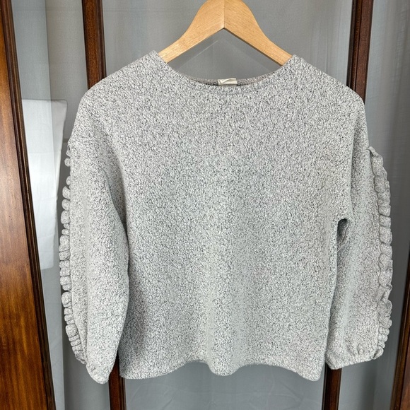 Zara Cream Gray Ruffle Sweater Girls Size 10 Chunky Knit Cropped - Picture 1 of 7